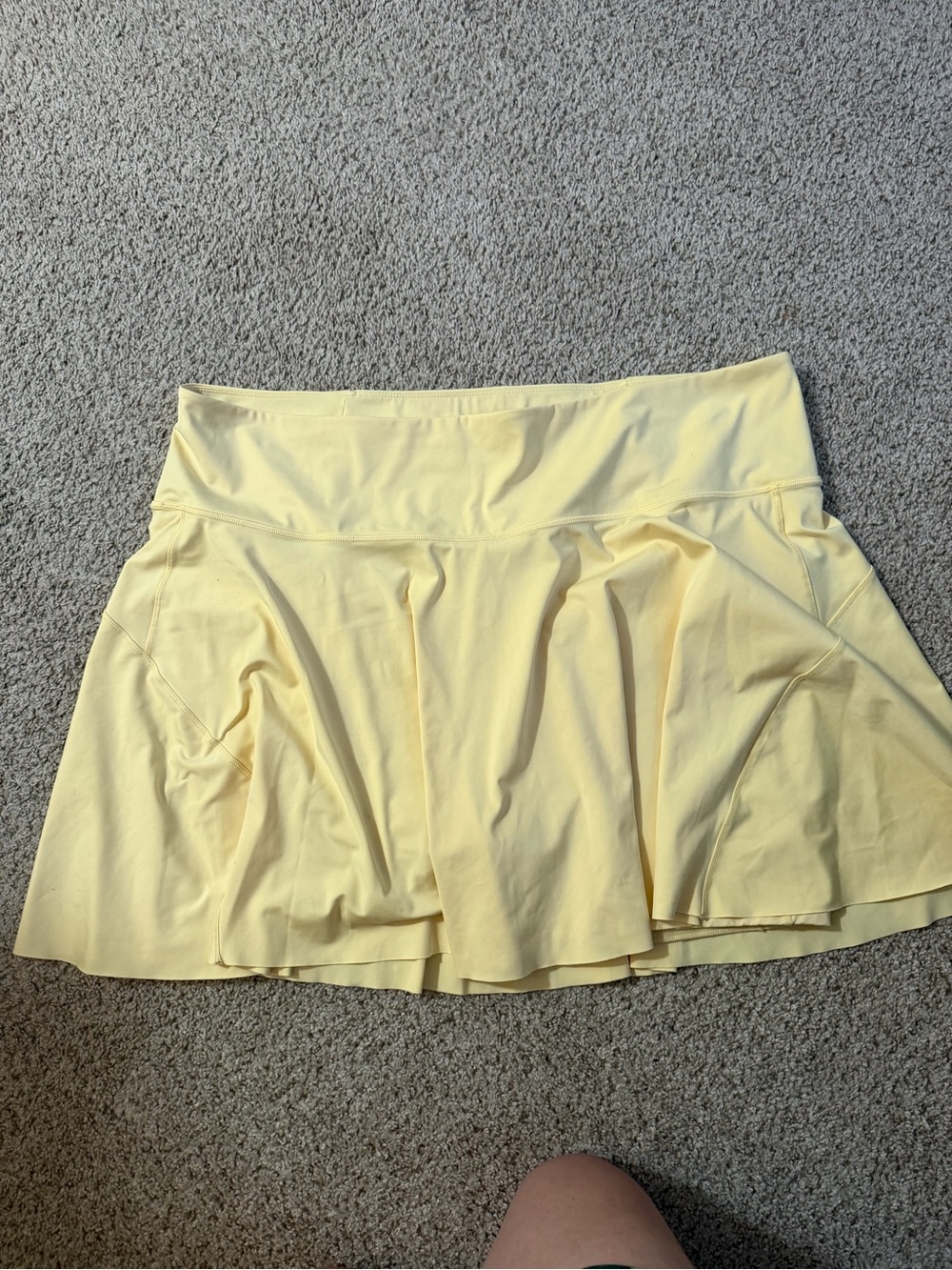 Athleta Pale Yellow ACE Tennis Skort